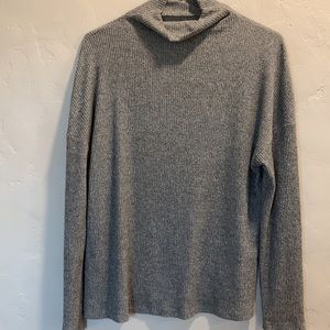 A New Day Gray Turtleneck Sweater - Med